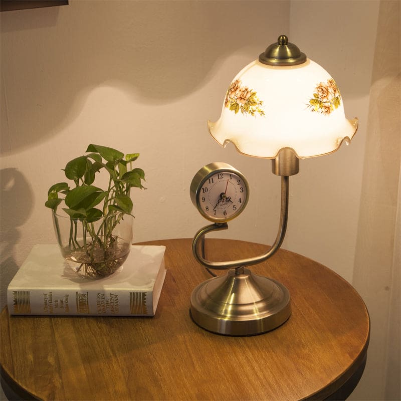 FloraGlow Flower Table Lamp – Charming Country-Style Lighting for Cozy Home Décor
