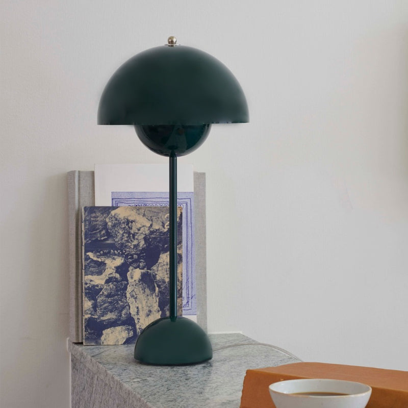 GloeiBloem Portable Lamp Vase – Rechargeable Touch Control Table Light for Nightstands