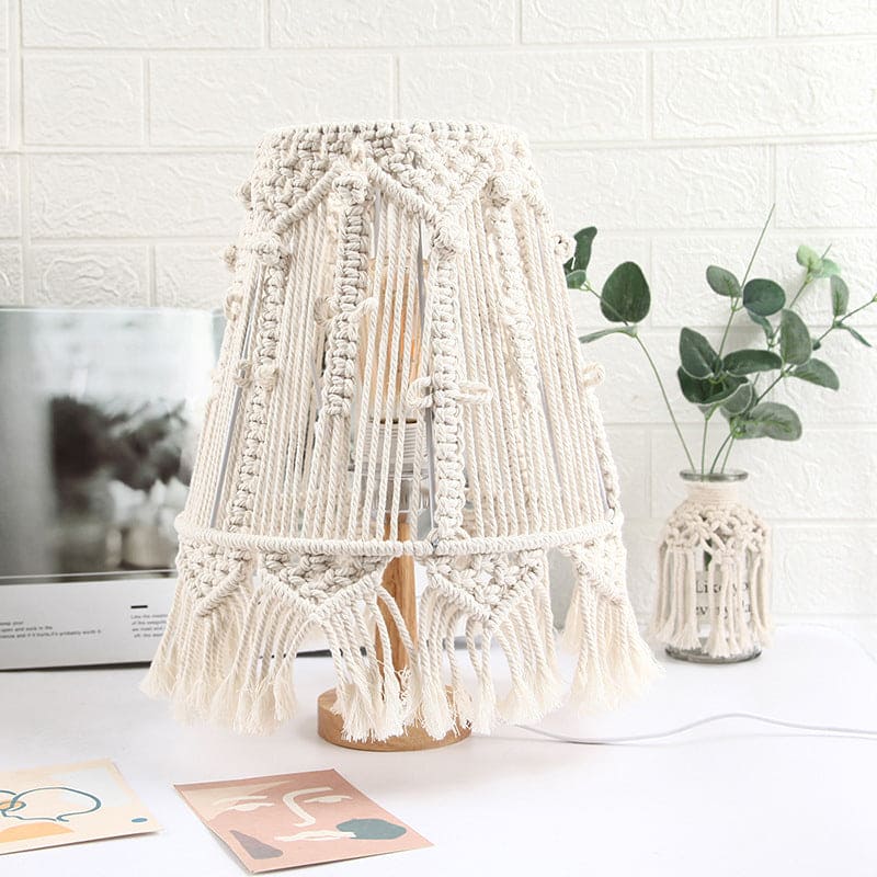 AmbianceLight Woven Rope Table Lamp – Boho Rustic Lighting for Cozy Home Décor