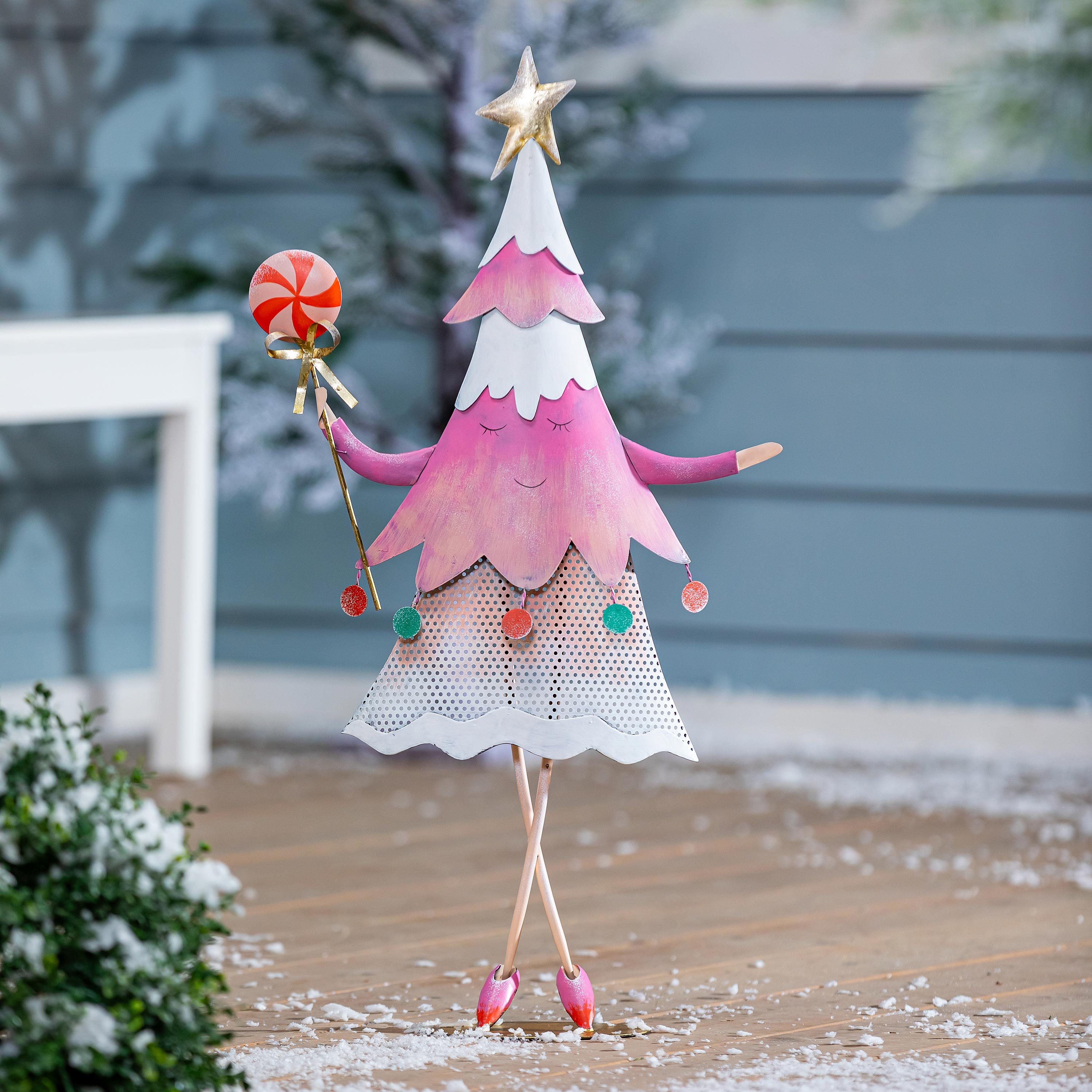 30.5" Metal Christmas Garden Christmas Statue – Baking Spirits Bright Holiday Decoration with Green Tree