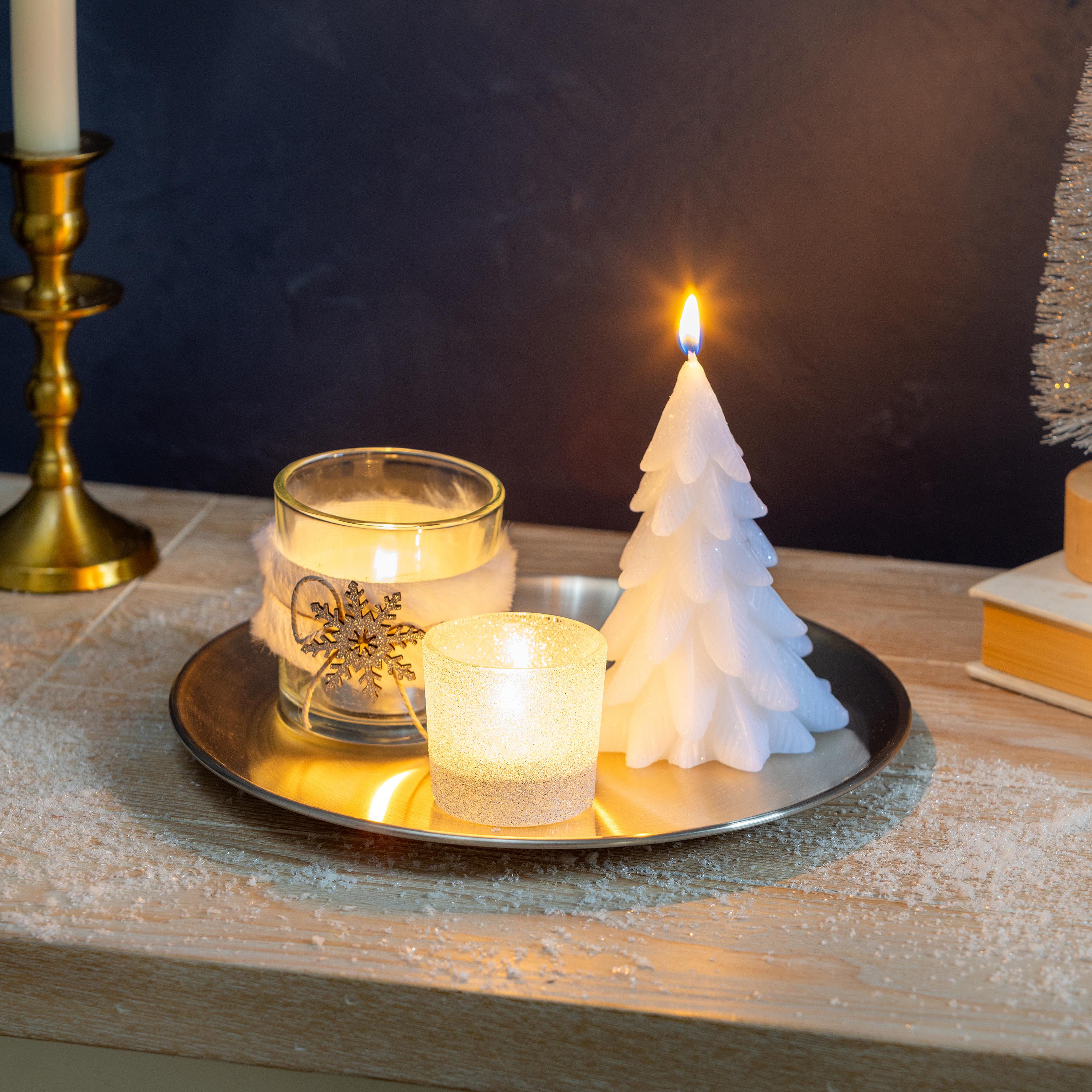Winter White Candle Set – Elegant Holiday Table Décor with Accessories for a Radiant Seasonal Display