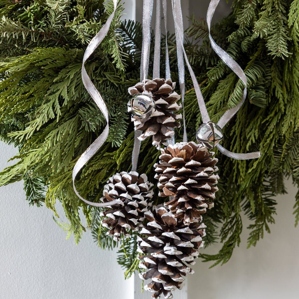 20" Fresh Noble Fir & Pinecone Christmas  Wreath – Natural Christmas Door Decoration for Holiday Elegance