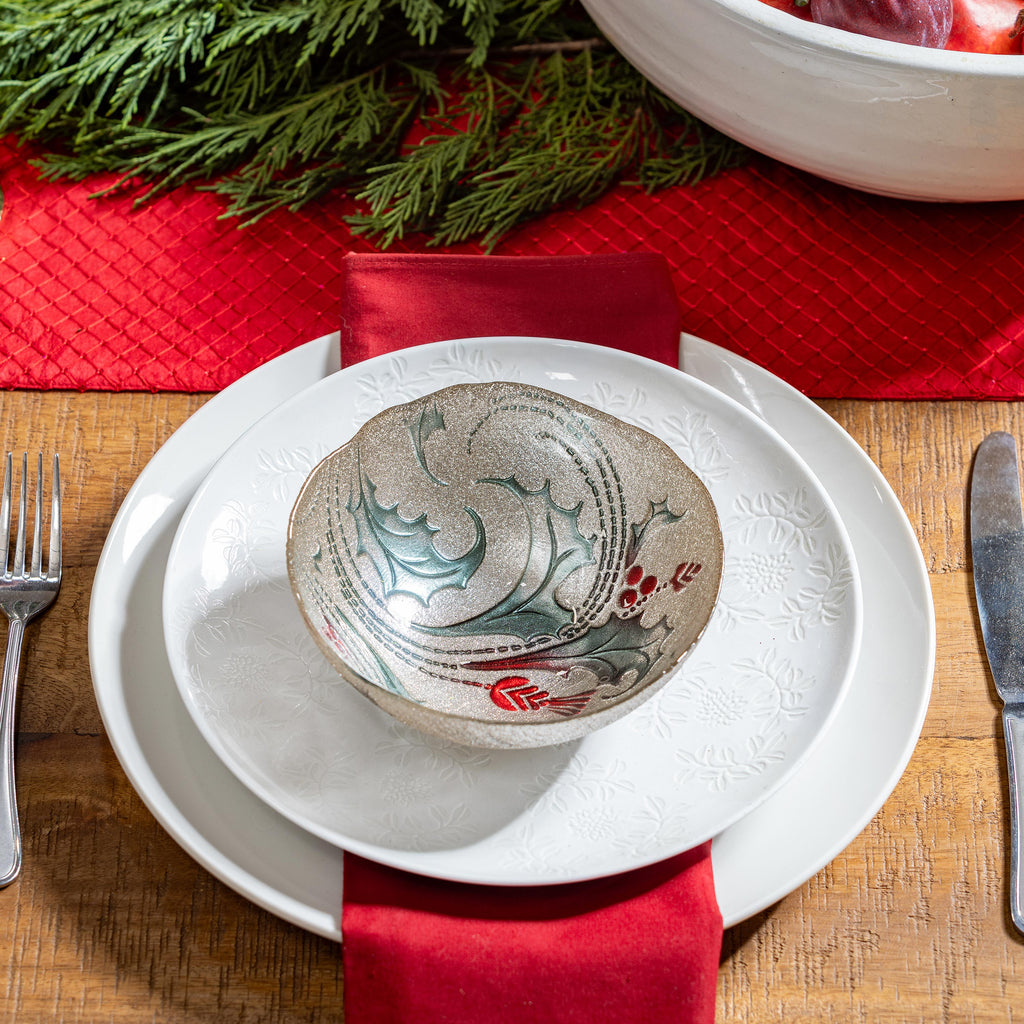 6" Joyful Traditions Glass Vase – Holly & Berry Christmas Decoration for Festive Floral Arrangement