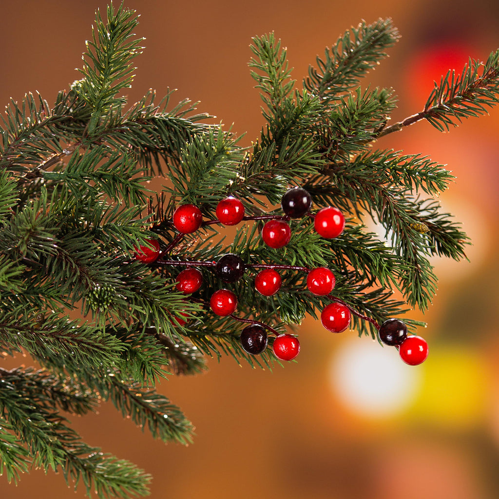 Complete Christmas Tree Decoration Set –  7.5Ft/2.3m Pre-Lit Christmas Tree Holiday Package with 250 LED Lights & 140 Ornaments