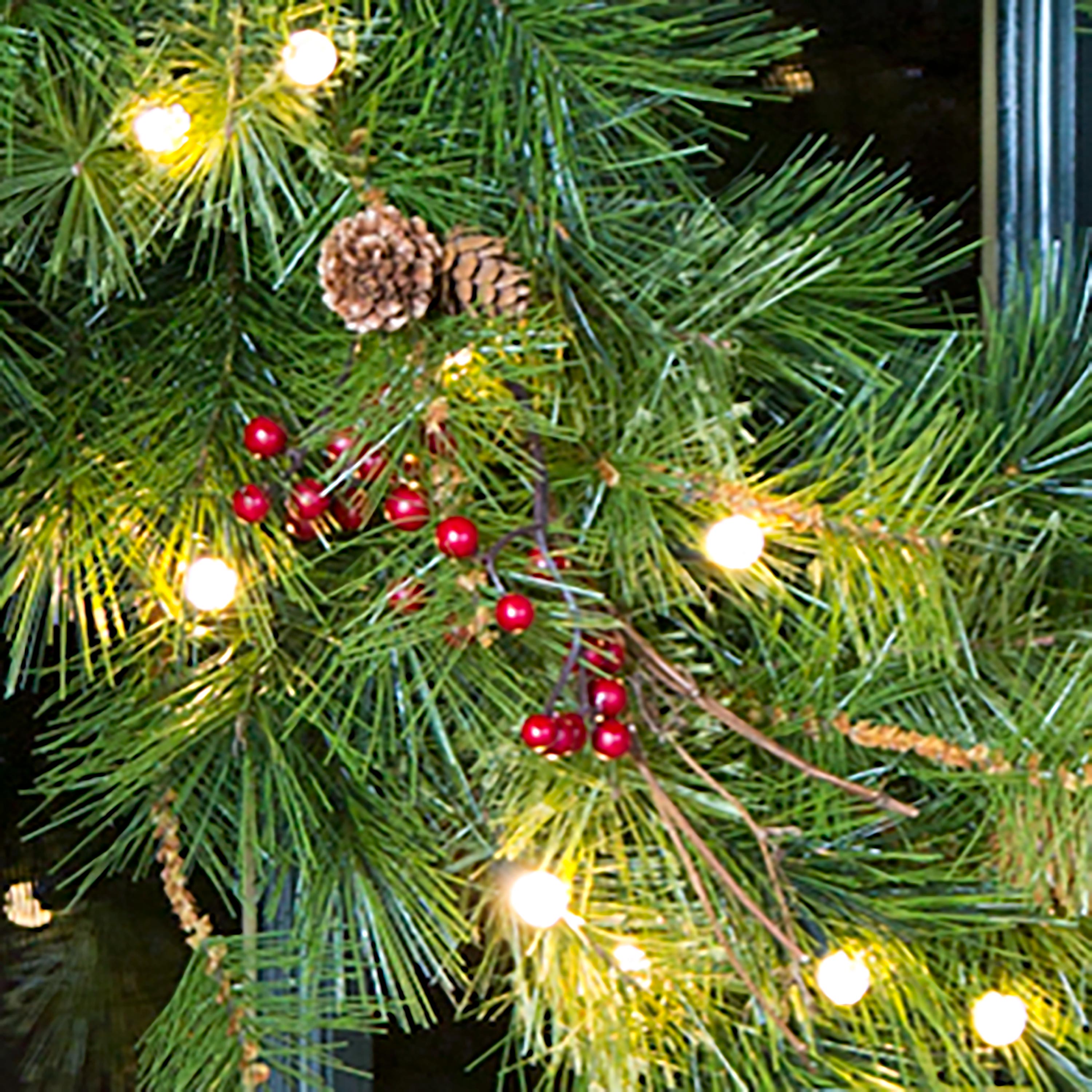 Blue Pre-Lit Christmas Wreath – 30-Inch Battery-Powered LED Holiday Door Decoration for Indoor & Outdoor Use