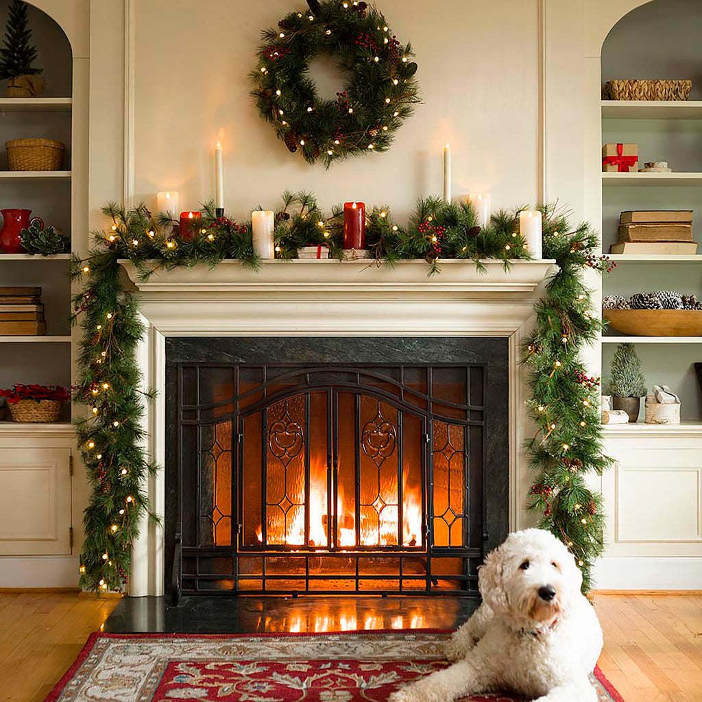 Blue Pre-Lit Christmas Wreath – 30-Inch Battery-Powered LED Holiday Door Decoration for Indoor & Outdoor Use