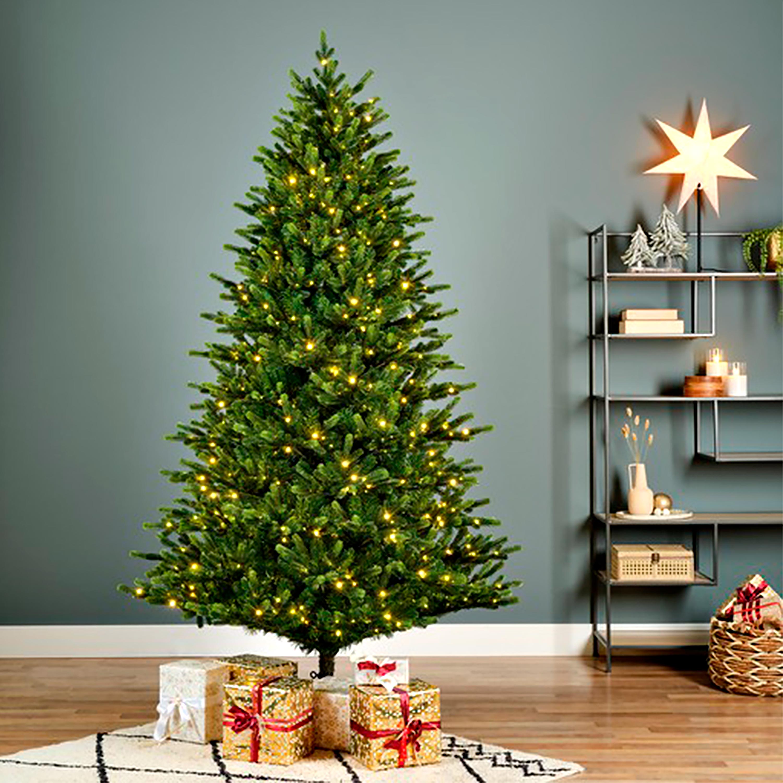 Complete Christmas Tree Decoration Set –  7.5Ft/2.3m Pre-Lit Christmas Tree Holiday Package with 250 LED Lights & 140 Ornaments