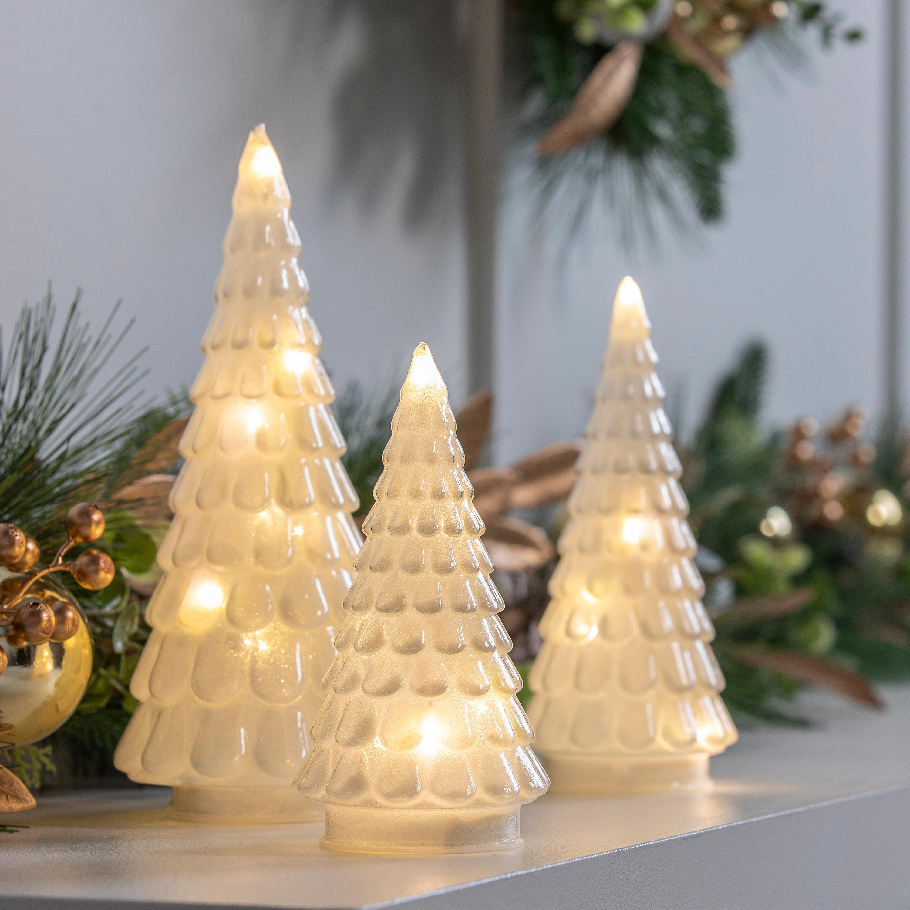 Set of 3 LED Glass Christmas Trees – Sparkling Light-Up Table Decorations for Festive Holiday Décor