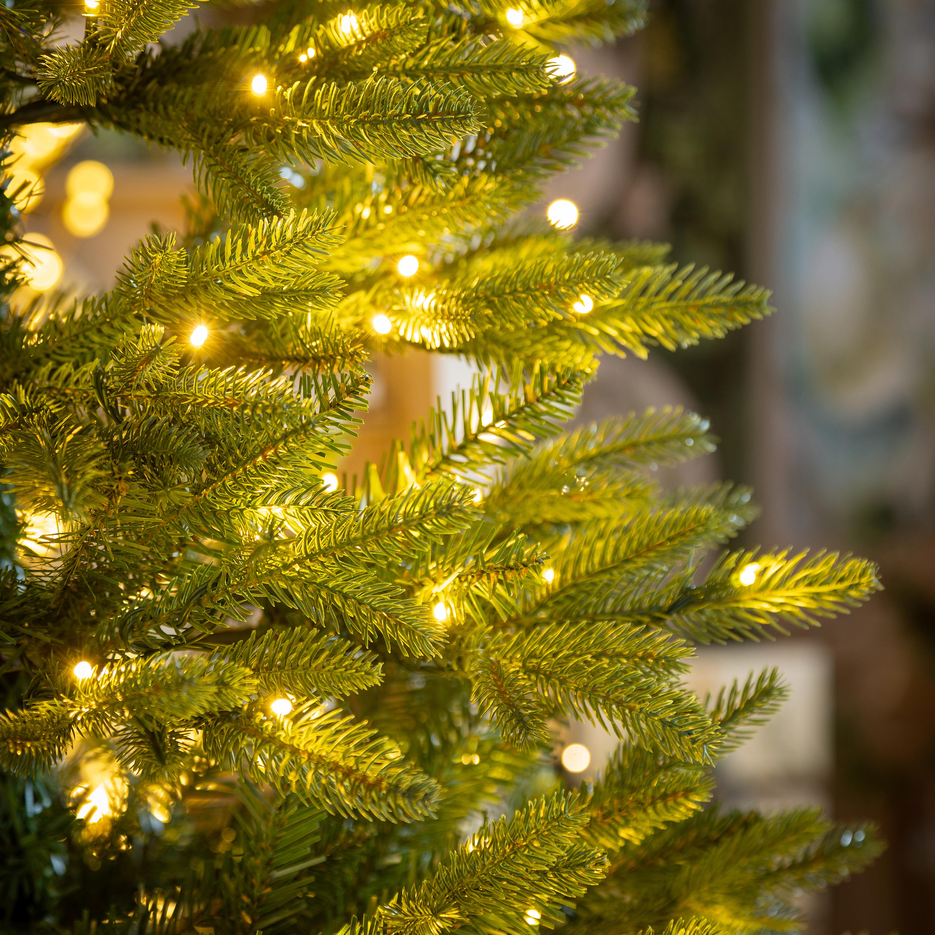 7ft Joyful Traditions LED Artificial Pre-Lit Christmas Tree – Pre-Lit Chritmas Tree with 400 Lights for Indoor Holiday Decor