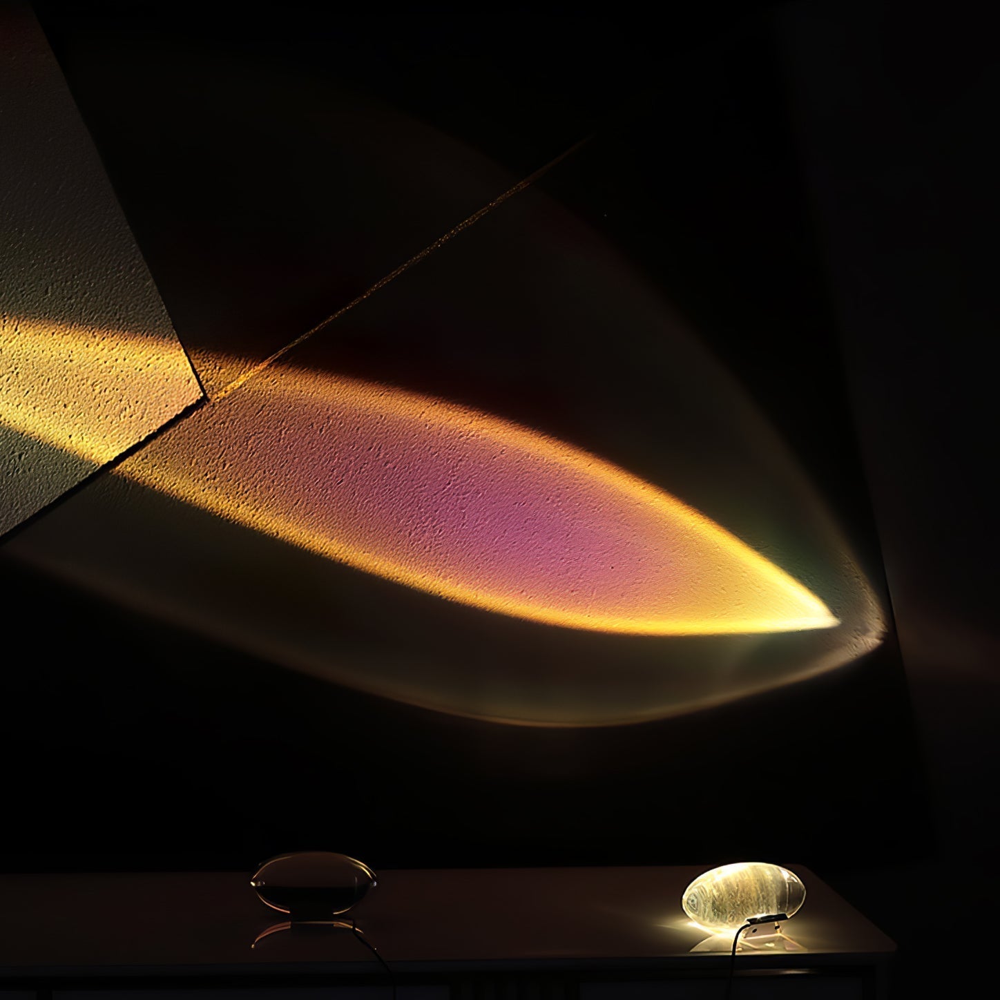 Atman – Elegant Ambient Table Lamp for a Serene & Modern Atmosphere