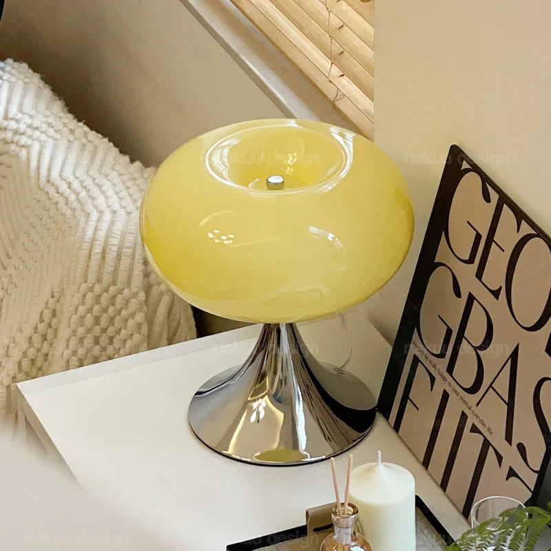 OvumGlow Apple Lamp – Soft Ambient Light with Elegant Modern Design