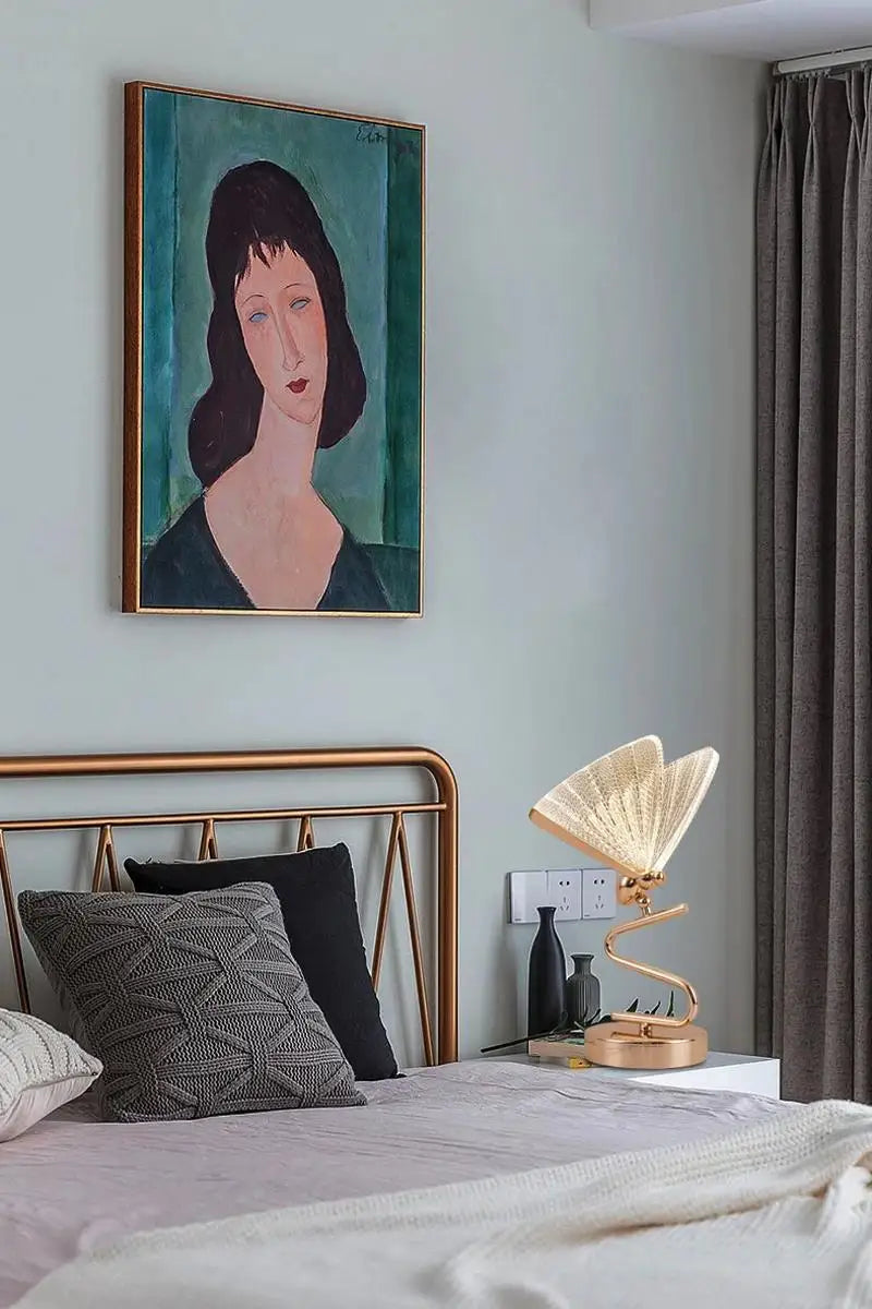 LuminousWings Elegant Luxury Butterfly Table Lamp – Stunning Decorative Lighting for Home Décor