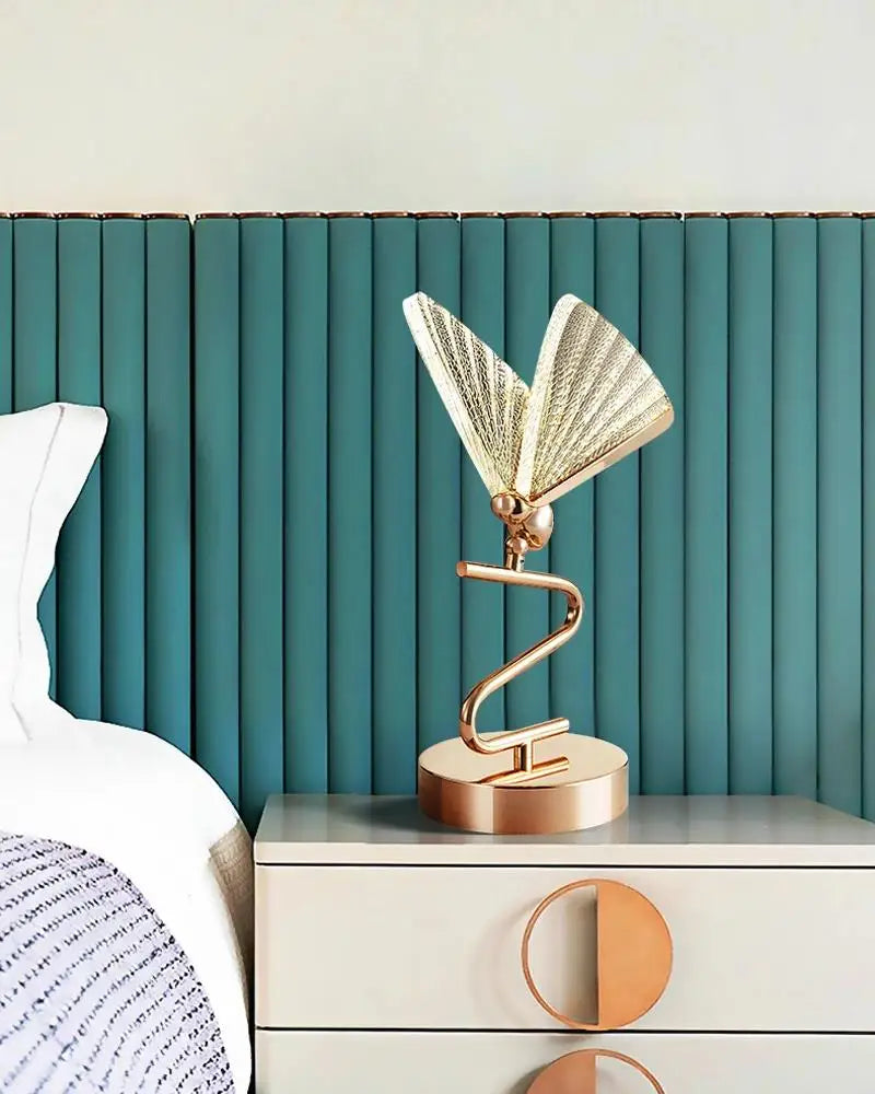 LuminousWings Elegant Luxury Butterfly Table Lamp – Stunning Decorative Lighting for Home Décor