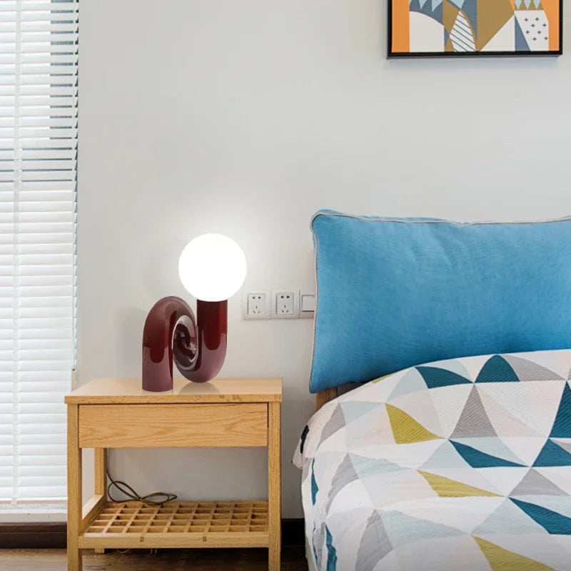 GlassSphere Modern Glass Ball Table Lamp – Elegant Lighting for Any Space