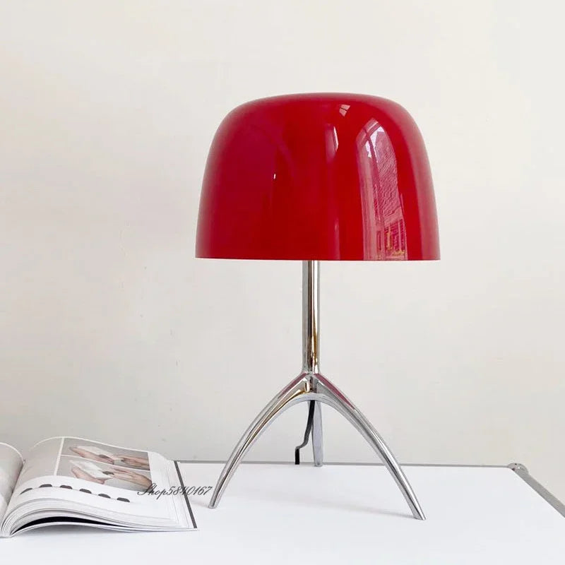 SophistiShine Tripod Table Lamp – Elegant Modern Lighting with Functional Design