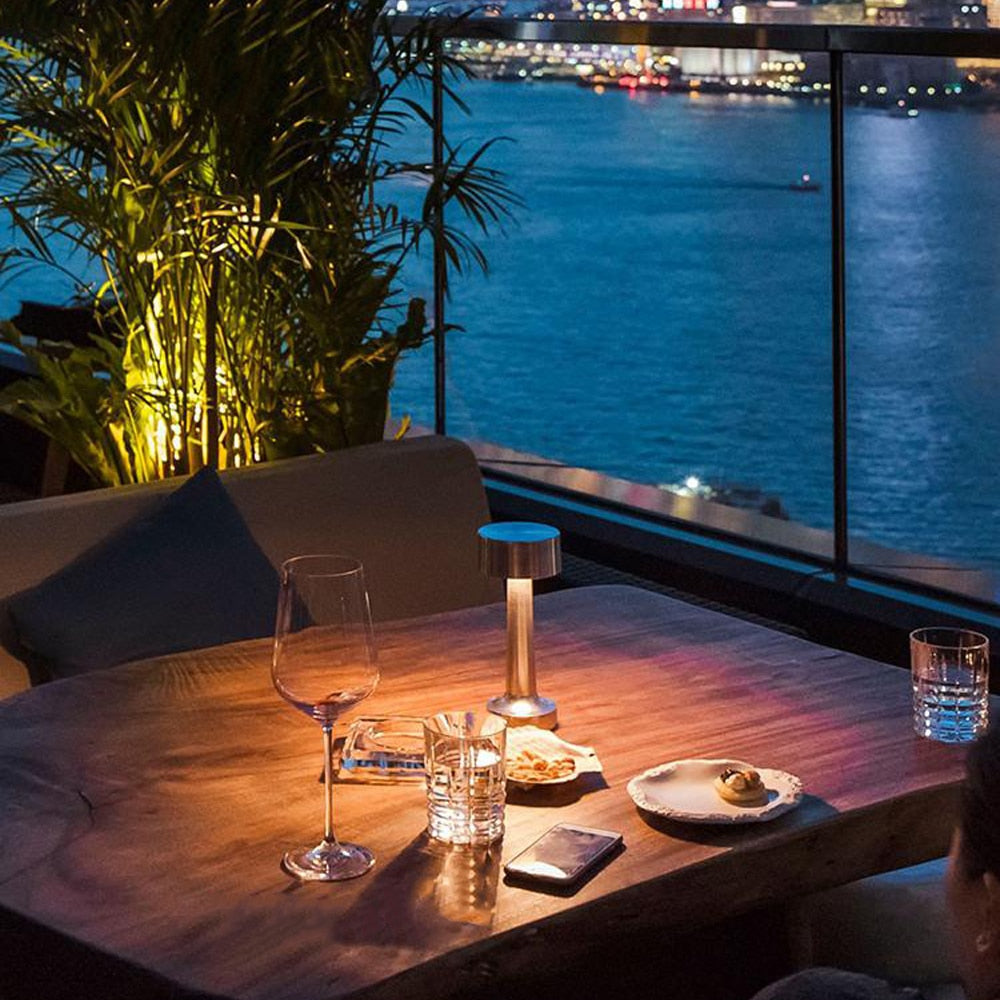 RetroGlow Vintage LED Wireless Table Lamp with USB Port – Perfect for Restaurants & Elegant Ambiance