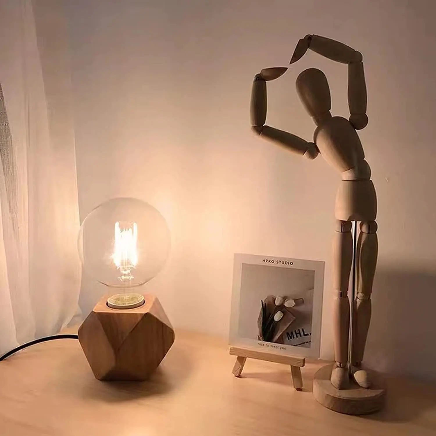 WoodWhimsy – Retro Wooden Decorative Table Lamp for a Warm & Cozy Ambiance