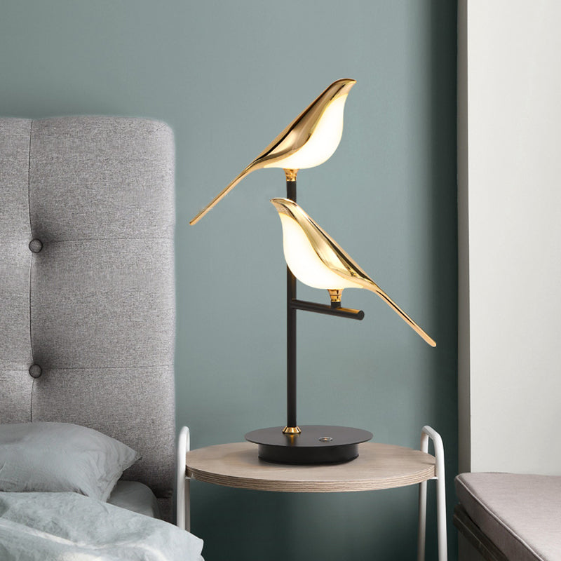 FreeFly Scandinavian Desk Lamp – Minimalist & Elegant LED Table Lighting