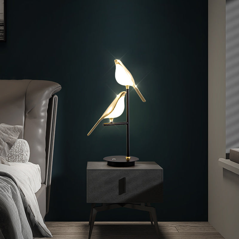 FreeFly Scandinavian Desk Lamp – Minimalist & Elegant LED Table Lighting