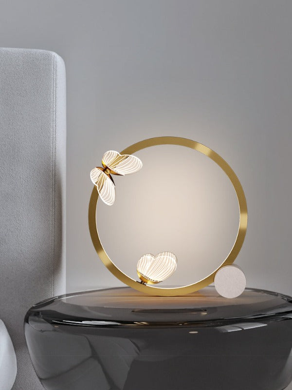 ModerneGlow Butterfly Table Lamp – Stylish Lighting for an Elegant Ambiance