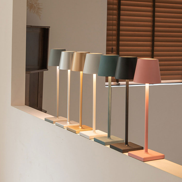AuraLamp Wireless Table Lamp – Minimalist & Elegant Modern Lighting Design